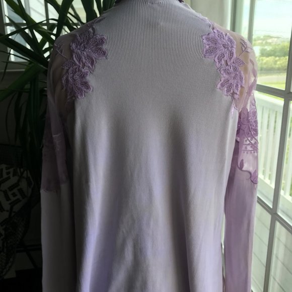 Lavender Lace Shouldered Knit Top - Picture 8 of 8